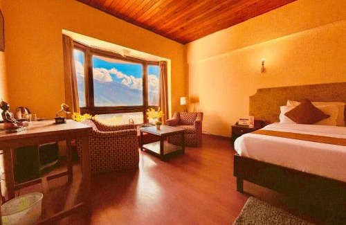 Buxar Hotel | Sagar Heritage Resort, Near Mall Road Manali