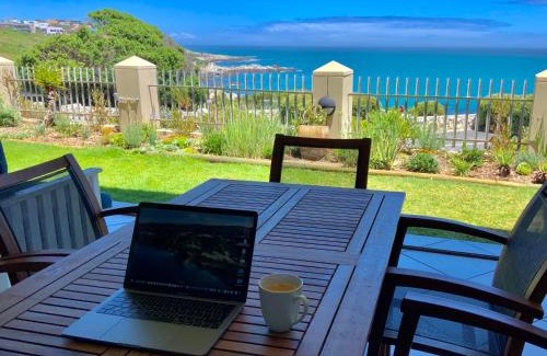 De Kelders Apartamento | Sage at Whale Cove - Sea Facing Apartment