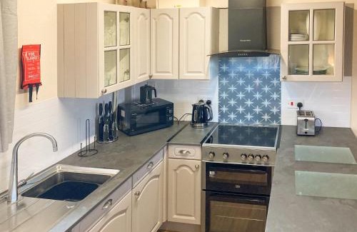 Truro Casa | Sage Cottage