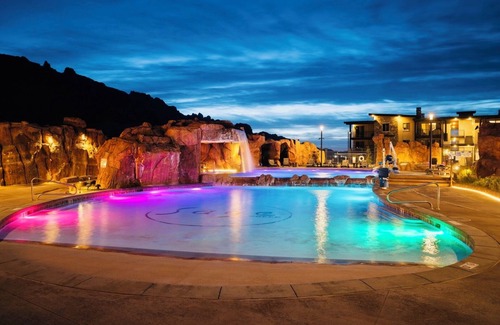 Moab South Valley Condominio | Sage Creek at Moab *Combo F10 & F11* Pool