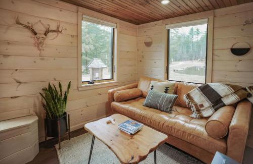 Chester Casa | Sage House at Camp Greenwood Vermont with Sauna