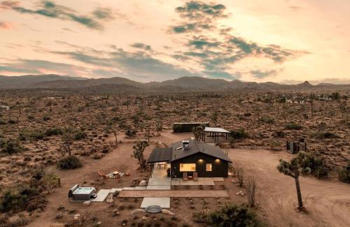 Pioneertown Casa | Sage Moon By The Cohost Company