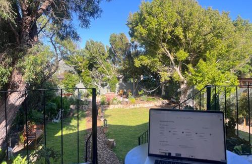 Redhill Casa | Sage Serenity Retreat
