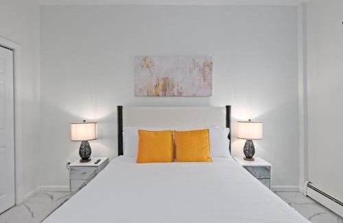 Union City Apartamento | Sage Stay- Modern 2BR Apartment - Sleeps 6 - 25 Min to NYC