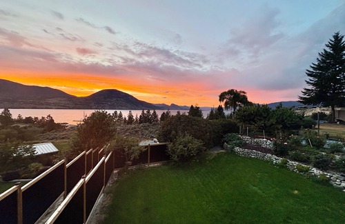 Okanagan-Similkameen Casa | Sagehouse - A Lakeview escape in the heart of wine country