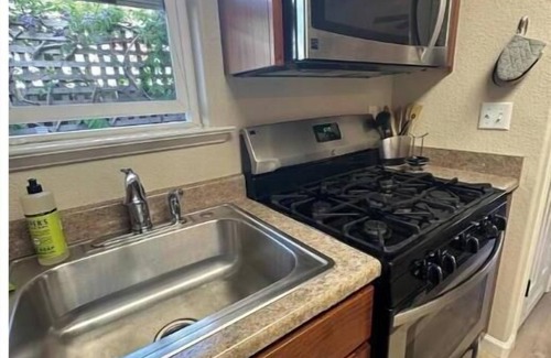 McKinleyville Casa | Sagewood Hideaway- close to town