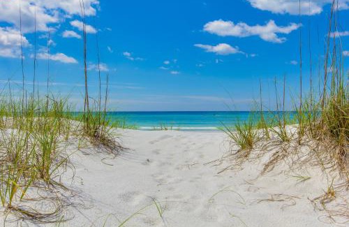 Holiday Beach Casa | Sago by the Sea: 2-Bed, 25-Bath Retreat Steps from the Beach, Sleeps 7!