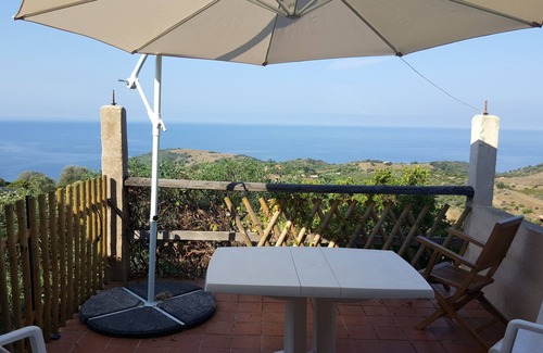 Vico Casa | Sagone sheepfold-style house 180° sea view