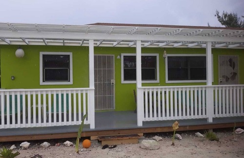 Whitby Apartamento | Sagusta Gardens NCA 1