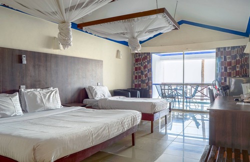 Mombasa Hotel | Sai Rock Beach Hotel & Spa