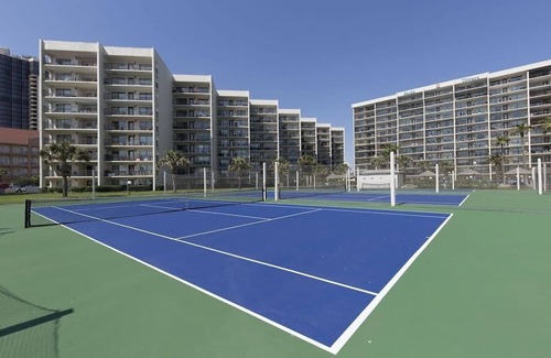 South Padre Island Apartamento | Saida Towers Iii- 3101 3 Bedroom Condo by RedAwning