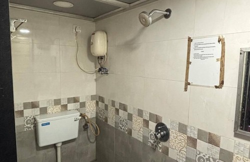 Goregaon West Casa | SAIGAL GUEST HOUSE