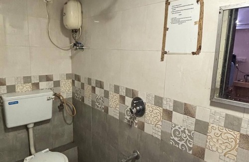 Goregaon West Casa | SAIGAL GUEST HOUSE