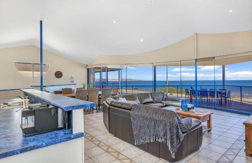 Aldinga Beach Casa | Sail Away - Aldinga Beach - C21 SouthCoast Holidays
