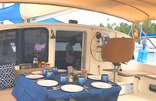 Carti Tupile Alquiler De Eote | Sail San Blas on a Private Crewed All-Inclusive Catamaran