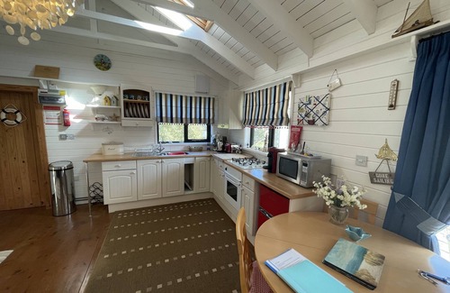 Irstead Cabaña | Sailaway Cottage una verdadera joya, la escapada romántica perfecta
