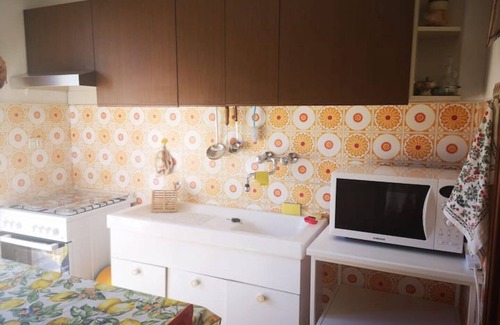 Rostio Apartamento | Sailboat House: cozy with garden and parking space