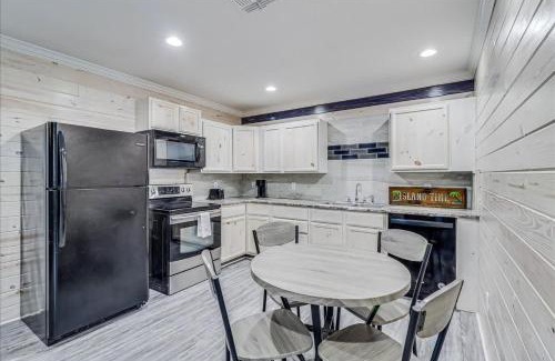 Old Town Casa | Sailfish Cottage (Anchor Courts #7)