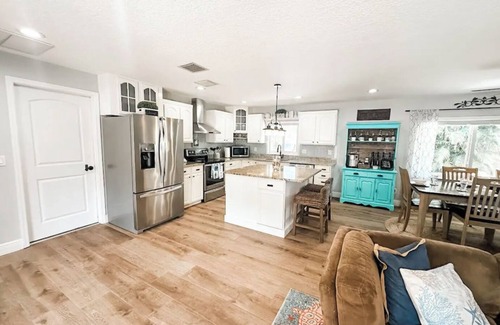 Lakewood Park Casa | Sailfish Hideaway Private POOL, Game Room, 2 King Beds, Huge Back Yard!