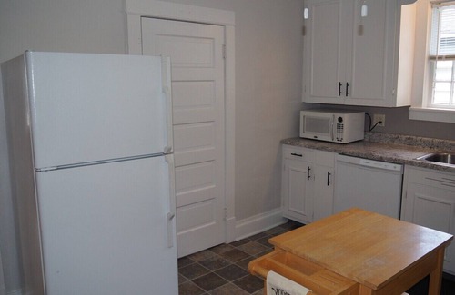 Manistee Casa | Sailor's Delight - Remodeled and Super Cute!