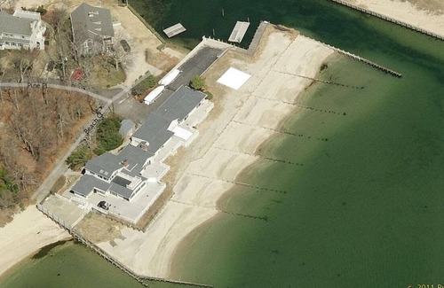 Town of Southold Town Casa | Sailors Delight Beach House:Private Beach, Vineyards,Farm Stands, North Fork