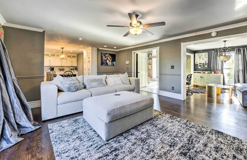 St. Charles Casa | Saint Charles House Near Historic Downtown!