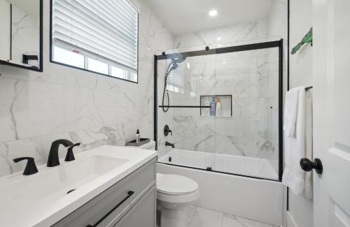 Faubourg Marigny Casa | Saint Claude Stunner
