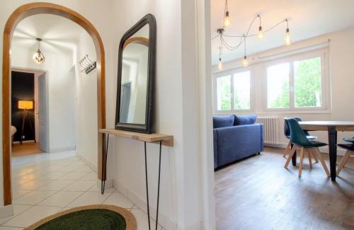 Novel Apartamento | Saint Germain 2 chambres Parking