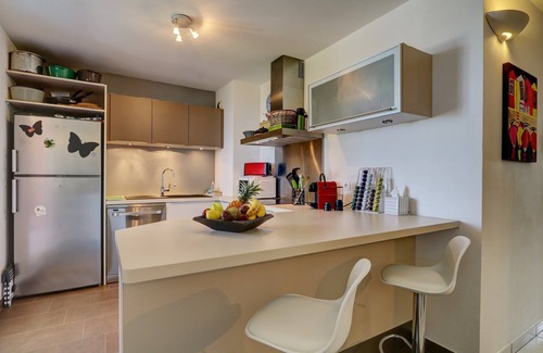 Carosse Apartamento | Saint Gilles les Bains, T4 de lujo de 87 m2, aire acondicionado, vista al mar,