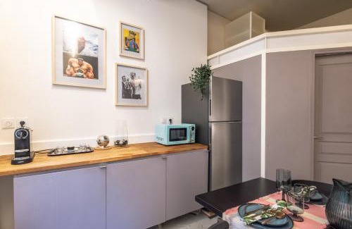 Les Halles Apartamento | Saint-Honore - Art Deco Flat - Sleeps 5P