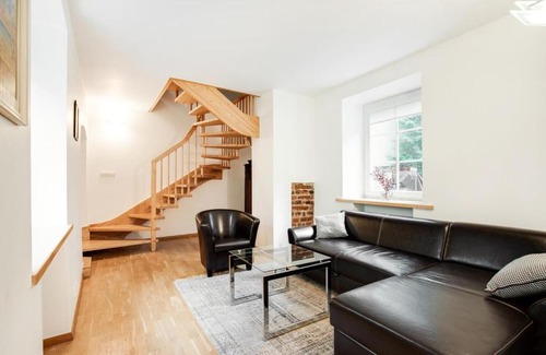 Old Town Apartamento | Saint John 2 Bedroom Cottage by Reside Baltic