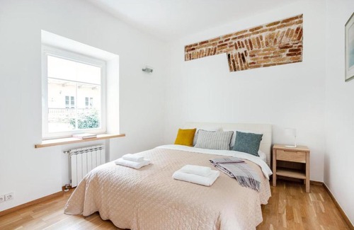 Old Town Apartamento | Saint John 2 Bedroom Cottage by Reside Baltic