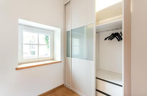 Old Town Apartamento | Saint John Two Bedroom Cottage by Reside Baltic