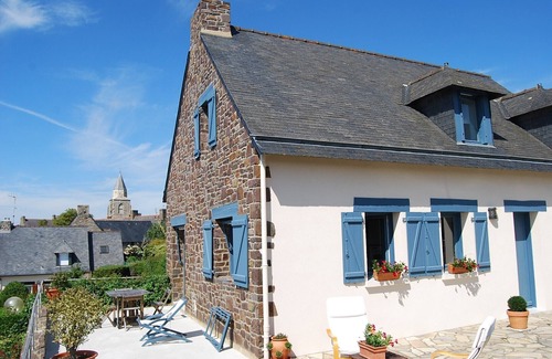 Saint-Suliac Casa | Saint-Malo, Brittany, France the marine villa in Saint-Suliac