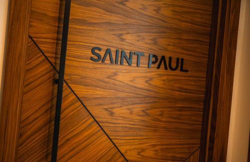 Leeds City Center Apartamento | SAINT PAUL - Unrivalled 3BR Penthouse Apartment with Hot Tub Leeds