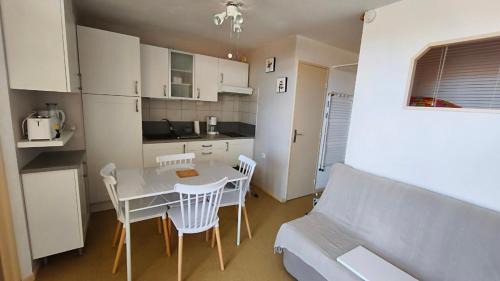 Saint-Pierre-la-Mer Apartamento | Saint Pierre la mer - Les Sénillades - T2 cabine proche de la grande plage