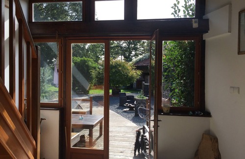 Saint-Saturnin Casa | Saint-Saturnin 3-Bed Home, Sleeps 10, Pool, Garden