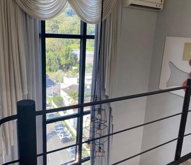 Czerniewicz Casa | Saint Sebastian Flat 613 - Com Hidro! Até 3 pessoas, Duplex, no Centro