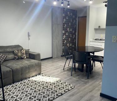 Czerniewicz Casa | Saint Sebastian Flat 613 - Com Hidro! Até 3 pessoas, Duplex, no Centro