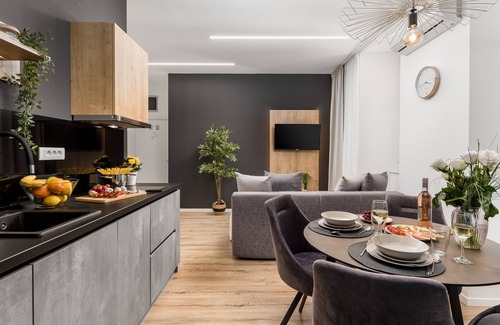 Rijeka Apartamento | Saint Vitus Apartments with balcony