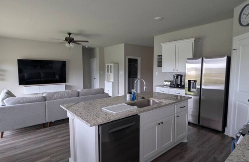 Wellborn Apartamento | Saketh Lake Retreat| EV charging