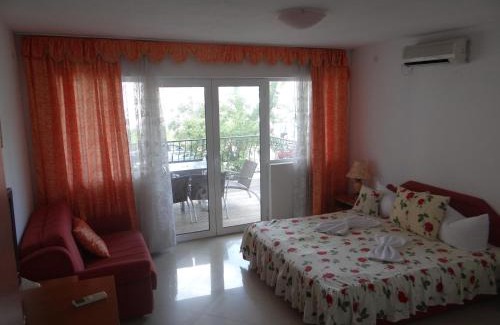 Lazi Casa | Saki Apartments