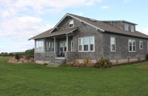 Little Compton Cabaña | ¡El puerto de Sakonnet es su patio delantero privado!