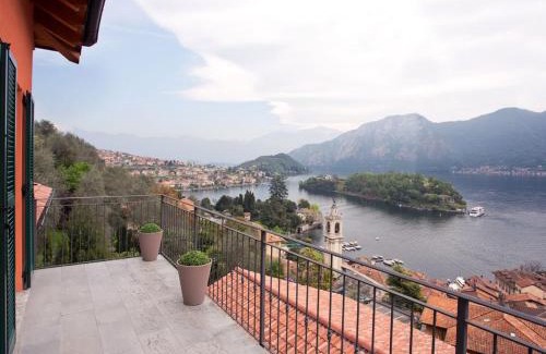 Sala Comacina Apartamento | SALA COMACINA APARTMENT NO 4-SLEEPS 10 by Italian Apartments
