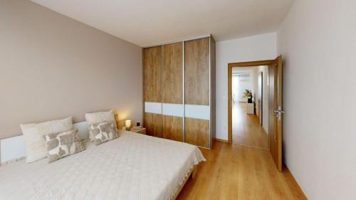 Galanta Apartamento | SALAN Apartman GALA