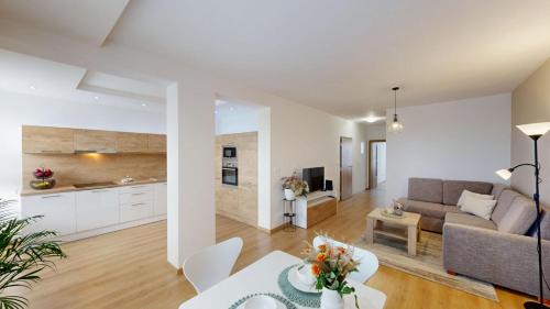 Galanta Apartamento | SALAN Apartman GALA