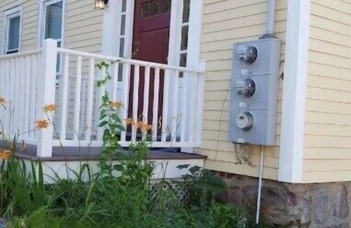 Beverly Apartamento | Salem/Beverly holiday and winter stays! Prefect for the family.