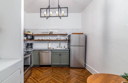 Salem Apartamento | Salem Downtown Boutique 3BDRM Suite