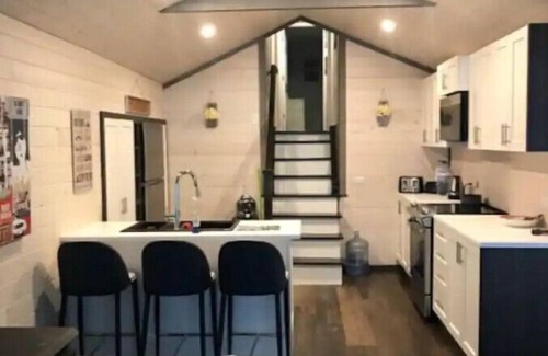 Irondale Cabaña | Salerno Lake Hiden Gem