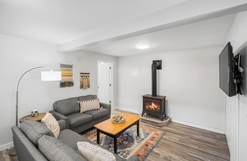 Bozeman Casa | Salesville Down-Sweet 1 bedroom located in Gallatin Gateway!